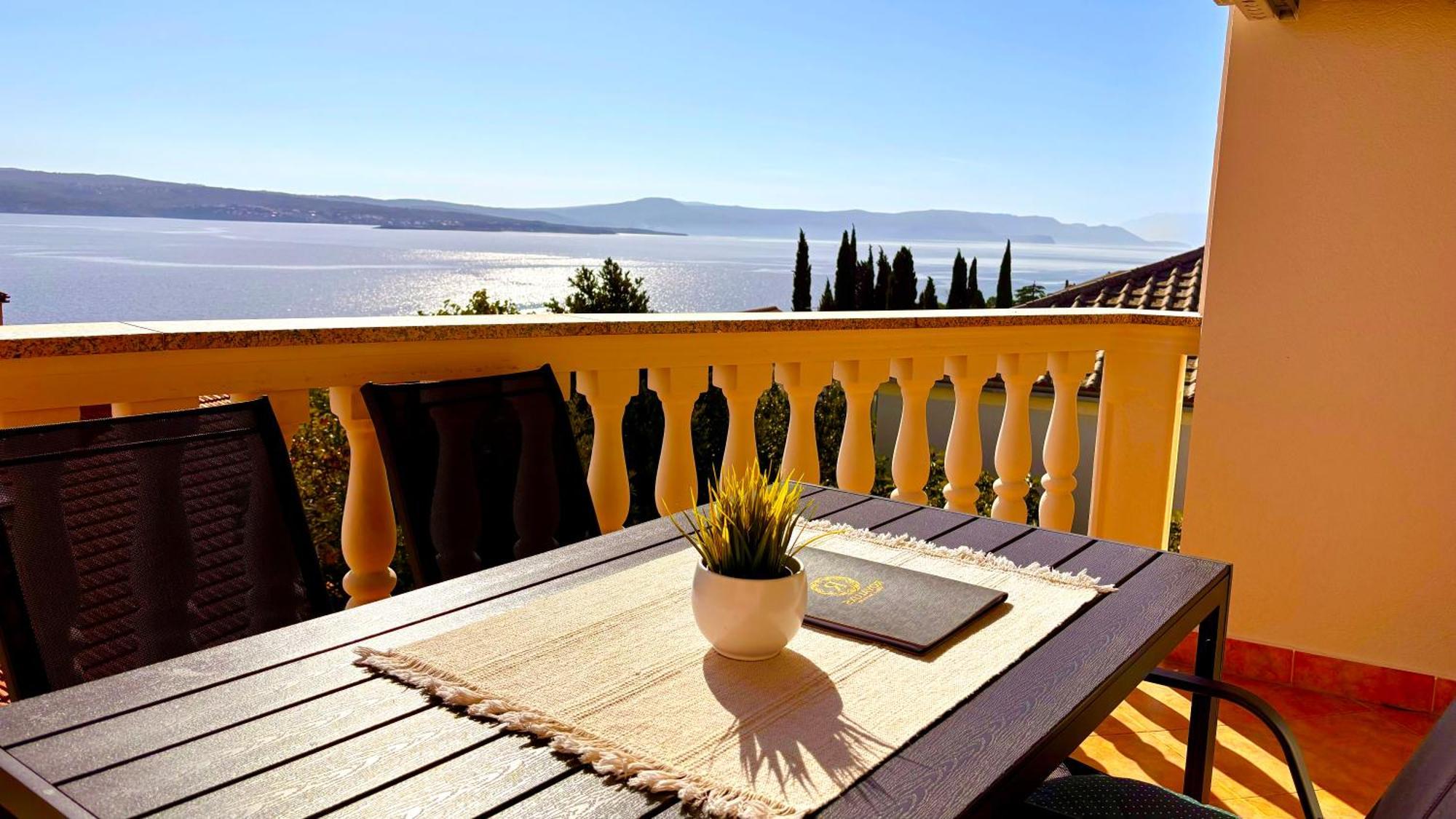 Apartments Villa Maria Crikvenica Eksteriør bilde