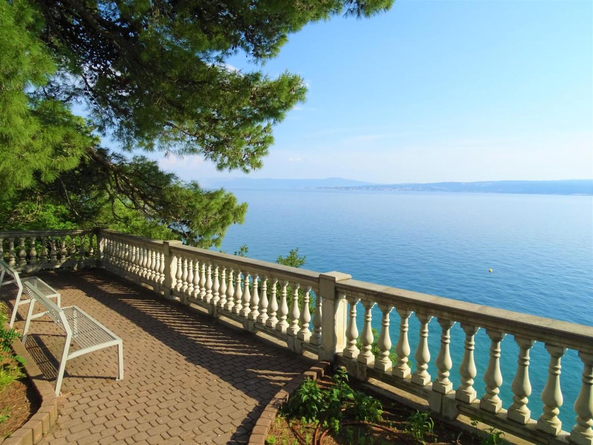 Apartments Villa Maria Crikvenica Eksteriør bilde